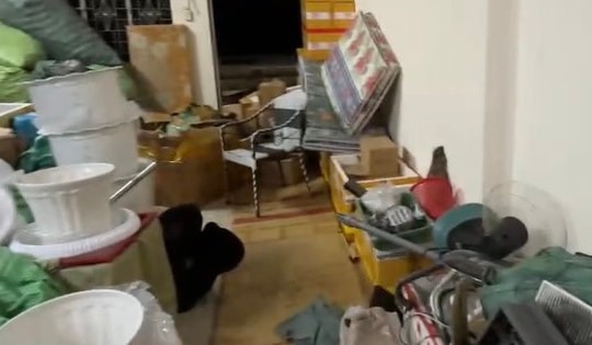 TP HCM: Công an kiểm tra một căn nhà ở đường Phạm Văn Chiêu