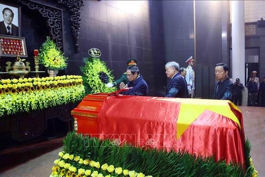 Tổ chức trọng thể Lễ tang nguyên Phó Chủ tịch Hội đồng Bộ trưởng Đoàn Duy Thành
