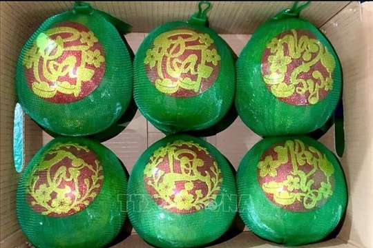 Chuối, bưởi, lá dong đắt hàng dịp cận Tết