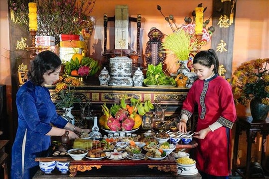 Giữ lửa Tết từ mâm cỗ gia đình