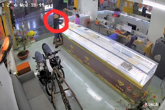 TP Hồ Chí Minh: Bắt nghi phạm cướp giật tiệm vàng sau chưa đầy 5 giờ gây án