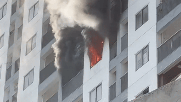 Cháy căn hộ tầng 16 chung cư ở Nha Trang, hai người chết