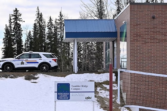 Canada công bố danh tính kẻ xả súng trường học Canada