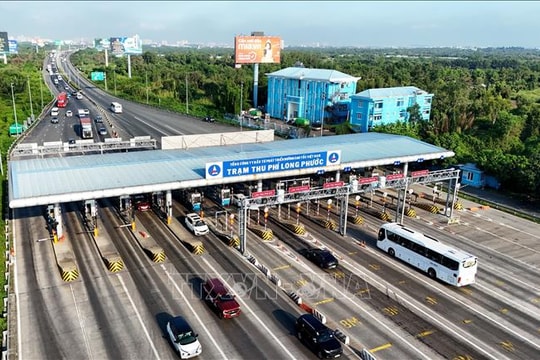 Phối hợp cung ứng xăng dầu trên cao tốc TP Hồ Chí Minh - Long Thành - Dầu Giây dịp Tết