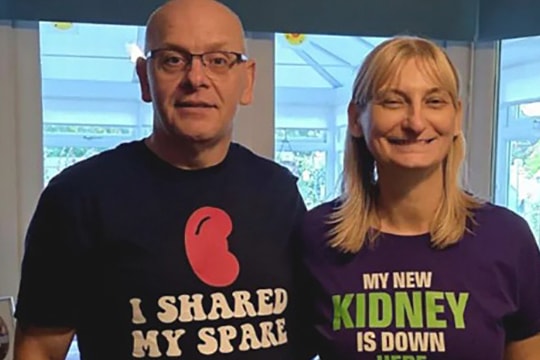 Chồng giảm hơn 25 kg để hiến thận cứu vợ