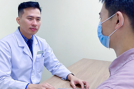 Người bệnh ung thư có nên tạm ngưng uống thuốc ngày Tết?