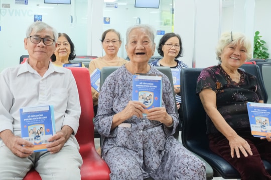 Hơn 30.000 người dân tiêm phòng cúm miễn phí