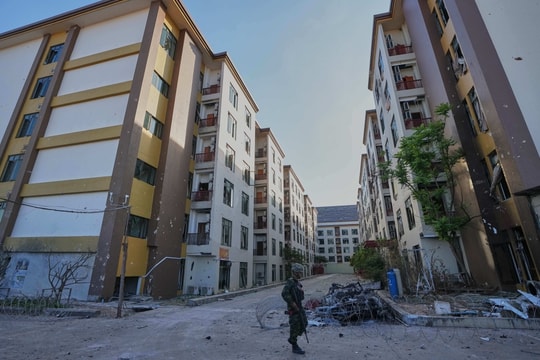 Cuộc tháo chạy hỗn loạn khỏi 'địa ngục' lừa đảo ở Campuchia