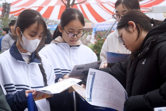 Đại học Kiến trúc Hà Nội bỏ xét học bạ, tăng điểm cộng IELTS