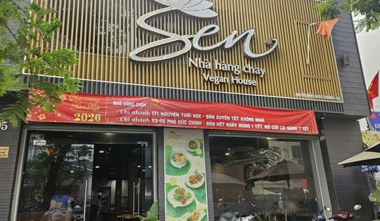 Hàng quán nào ở TPHCM sẽ bán xuyên Tết?