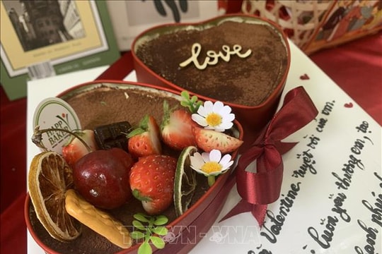 Thị trường Valentine: Xu hướng quà tặng thiết thực