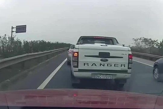 Bắt buộc phải lùi xe trên cao tốc có bị phạt nguội?