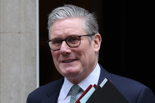 Thủ tướng Anh kêu gọi 'gã khổng lồ' châu Âu giảm phụ thuộc Mỹ