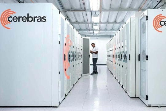 OpenAI lần đầu vận hành mô hình bằng chip không phải của Nvidia