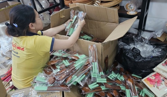 Người Việt chi mạnh tay nhất cho những mặt hàng nào trong dịp Tết 2026?