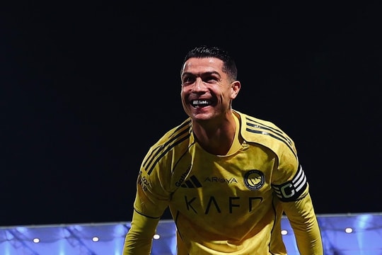 Ronaldo ghi bàn trong ngày trở lại chơi cho Al Nassr