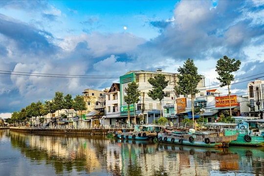 Tỉnh nào có phường đông dân nhất cả nước?