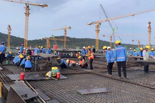 Thi công xuyên Tết tại các công trình phục vụ APEC ở Phú Quốc