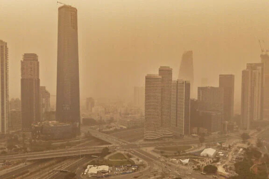 Bão bụi tấn công Israel