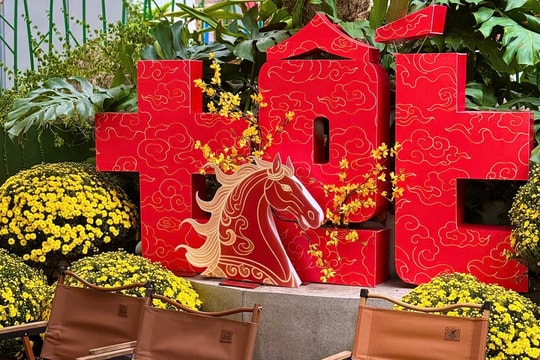 Những quán cà phê mở xuyên Tết Bính Ngọ