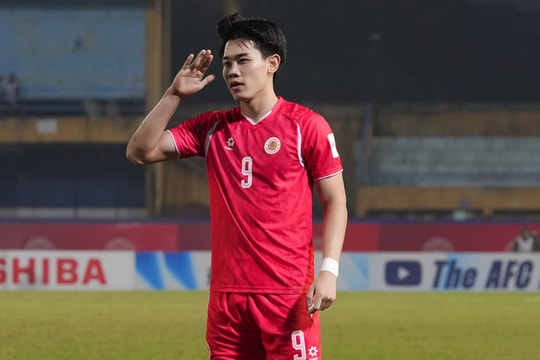 Đội bóng Việt Nam không nghỉ Tết: Đón giao thừa đất khách, đối mặt thách thức lạ