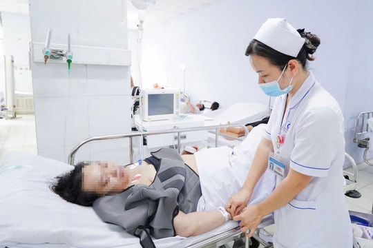 Đón Xuân trong những ca trực Tết