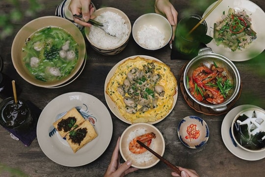 Những quán ăn mở cửa xuyên Tết tại TP HCM