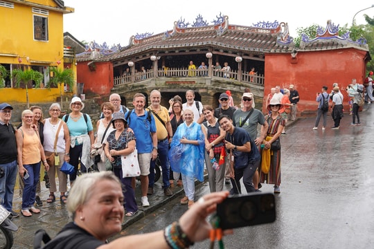 Du lịch - 'chú ngựa ô' của tăng trưởng kinh tế 2026