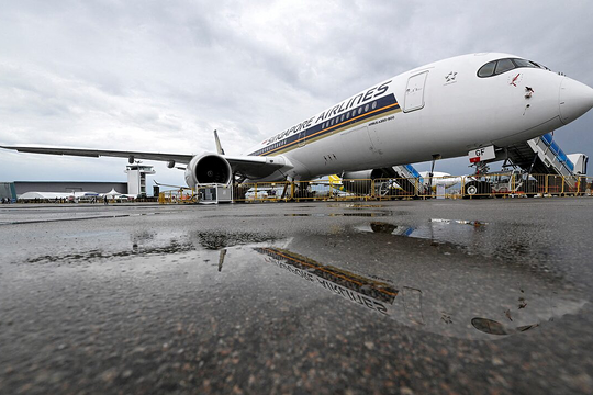 Giá vé máy bay từ Singapore dự kiến tăng tới 32 USD bởi thuế nhiên liệu bền vững