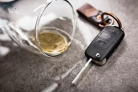 Móc họng nôn có đào thải cồn giải rượu?