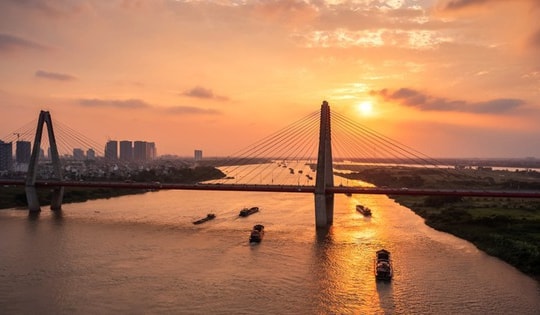 Viết trước dòng sông