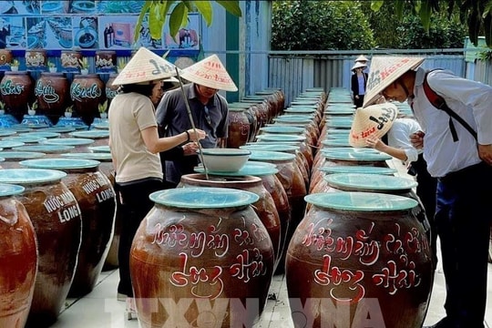 Tết của người đi bán vị quê