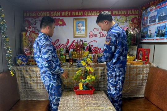 Giữ vững nhịp xuân nơi đầu sóng