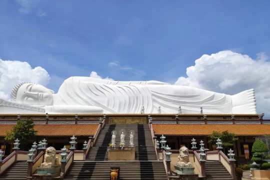 5 điểm tâm linh gần TP HCM cho chuyến du xuân đầu năm