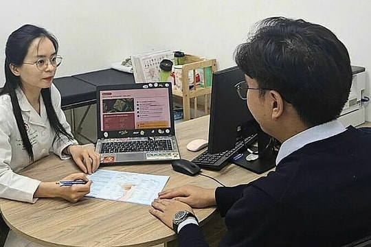 Mẹo ăn Tết không cần kiêng khem quá mức với người bệnh tiểu đường