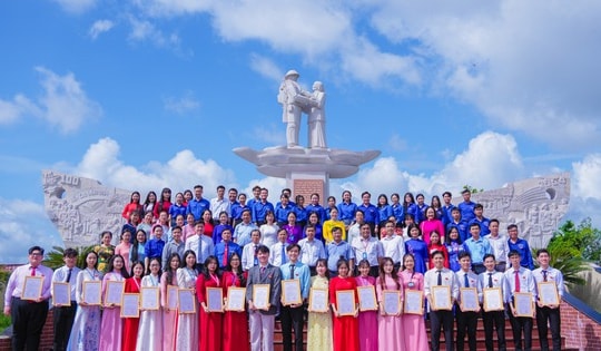 Những “địa chỉ đỏ” không thể bỏ qua khi đến Đồng Tháp