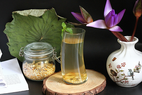 Nhịn ăn, detox sau Tết có giúp giảm cân?