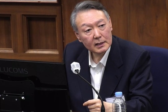 Cựu tổng thống Hàn Quốc Yoon Suk-yeol lĩnh án tù chung thân