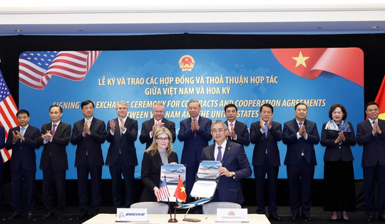 Tổng Bí thư Tô Lâm chứng kiến Vietnam Airlines ký kết mua 50 máy bay