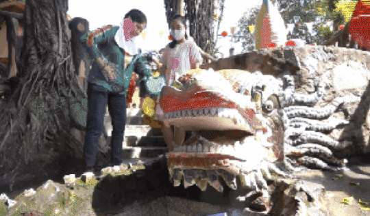 VIDEO: Đầu năm đến ngôi miễu tại vùng ven TPHCM xin nước cầu may