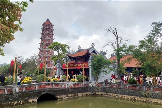 Xây dựng không gian lễ chùa đầu xuân văn minh, an toàn