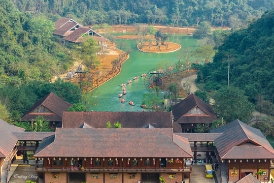 Giải mã bí ẩn về thung lũng có tên kỳ lạ "Úi giời ui" ở Ninh Bình