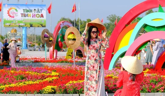 Làng hoa Sa Đéc tưng bừng sắc màu