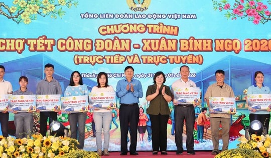Chợ Tết Công đoàn trực tuyến phục vụ 215.000 lượt công nhân lao động mua sắm trị giá gần 110 tỉ đồng