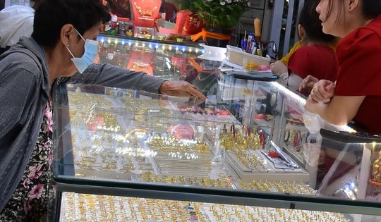 Giá vàng hôm nay 20-2: Tiếp tục đà tăng