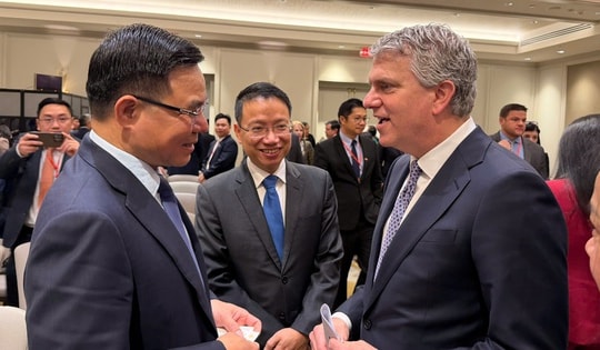 Quyền Bộ trưởng Bộ Công Thương trao đổi với Giám đốc cơ quan Thương mại quốc tế Mỹ