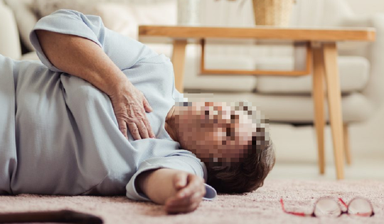 Người phụ nữ 61 tuổi tử vong vì một thói quen ăn uống "quen mặt" ai cũng dễ mắc phải