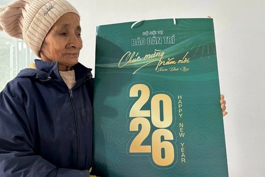 Mùa xuân đáng nhớ của 2 bà cụ từng bị lũ đánh sập nhà