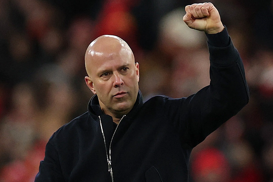 HLV Slot: 'Tôi không tệ vì từng vô địch Ngoại hạng Anh như Klopp'