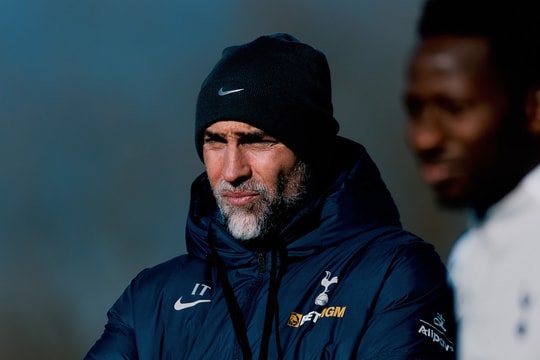 Tottenham chỉ có 13 cầu thủ đấu Arsenal